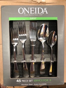 lot 95216 image: Oneida Surge 45 Piece Stainless Steel Set Service for 8 H077045A