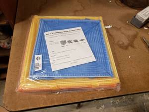 lot 1730 image: Set of 3 Collapsible Garden Boxes