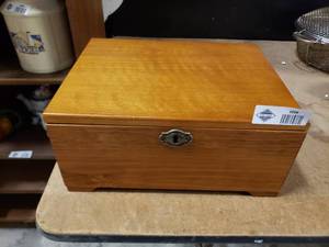 lot 1734 image: Wooden Jewelry Box With Costume Jewelry