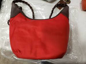 lot 1741 image: The Sak Red Purse