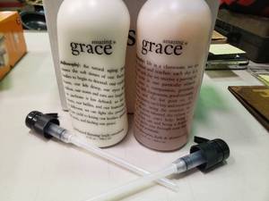 lot 1819 image: Amazing Grace Shampoo and Conditioner with Pumps