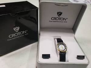 lot 1879 image: Womens Black Croton Watch