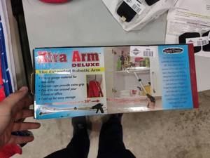 lot 1770 image: Xtra Arm Deluxe The Extended Robotic Arm