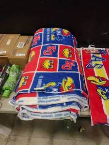 lot 1774 image: Approx. 10 yards of KU Fabric