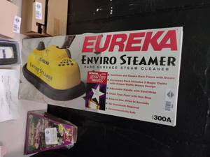 lot 1786 image: Eureka Enviro Steamer Hard Surface Steam Cleaner