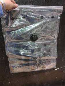 lot 1795 image: Lot of Vacuum Seal Storage Bags