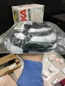 lot 1799 image: Set of 4 Twist and Fold Organizer and Storage Carry-Alls New in Bag