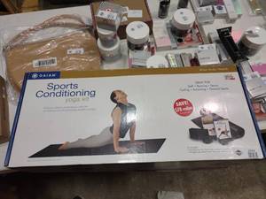 lot 2444 image: Sports Conditioning Yoga Kit