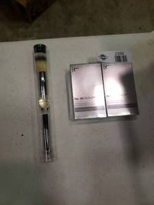 lot 2386 image: Lot of 2 it No. 50 Serums and Heavenly Luxe. No. 4 Brush