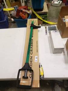 lot 2388 image: Garden Grabber Weeder