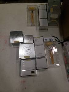 lot 2397 image: Lot of it Cosmetics Make-up and Citrine Roller