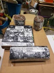 lot 2382 image: 4-Piece Instant Flower Set