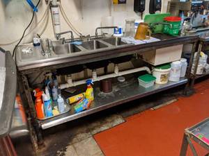 lot 3240 image: Sink, Contents Not Included, Buyer Responsible For Removal