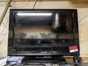 lot 3252 image: Toshiba Tv