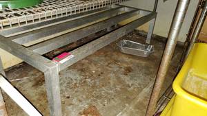lot 3297 image: 4ft Dunnage Rack