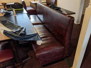 lot 3355 image: 2 Booth Seats