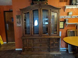 lot 3378 image: Hutch