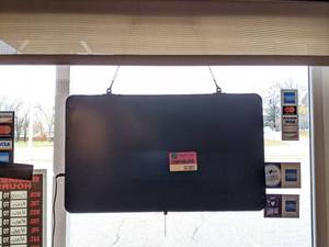 lot 3382 image: Open Sign