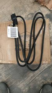 lot 27263 image: 40 Count 6 Foot Pigtail Powercords