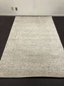 lot 34241 image: Mohawk Home Francesca Woven Area Rug Retail$158.49
