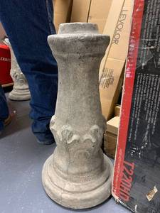 lot 6385 image: 2 Matching Stone Garden Pedestals - 21