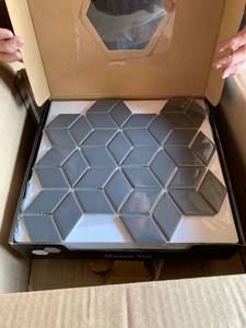 lot 6456 image: SomerTile 10.5x12.125-inch Victorian Rhombus Glossy Grey Porcelain Mosaic Floor and Wall Tile