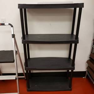 lot 9028 image: 4 shelf rack