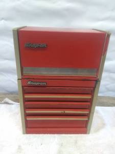 lot 52 image: Miniature Snap On Toolbox