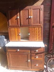 lot 3914 image: Vintage Cabinet With Enamel Sliding Counter