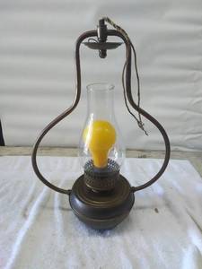 lot 3924 image: Vintage Hanging Light Fixture