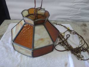 lot 3925 image: Vintage Hanging Glass Light Fixture