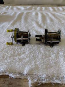 lot 5478 image: vintage fishing reels