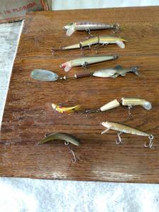 lot 5488 image: vintage fishing lures