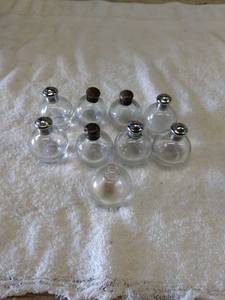 lot 5510 image: salt and pepper shakers
