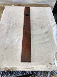 lot 5546 image: wooden stanley level