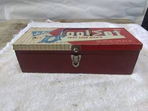 lot 5818 image: Vintage Jr. Ace Tool Set