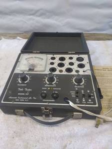 lot 5841 image: Vintage Tube Tester