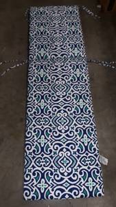 lot 61479 image: Lounge Chair Cushion, Blue&White Pattern