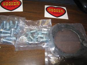 lot 1595 image: 4901HKR 4901-3HKR1 and 4 HKR Hooker Headers Bolts - 6 Bolts and Nuts for the Exhaust 12 Bolts for the Head