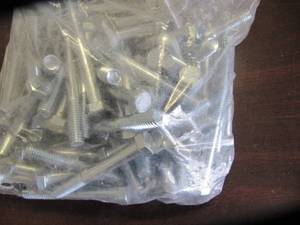 lot 1573 image: NEW 100 38-16 X 3 Hex Head Cap Screws Zinc Plated