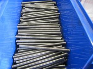 lot 1561 image: LOT 100 Total NEW  Stainless Steel All Thread Rod 38 inch X 16 X 6 in. L 100 Total