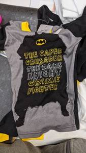 lot 62099 image: size 4 Batman pajamas