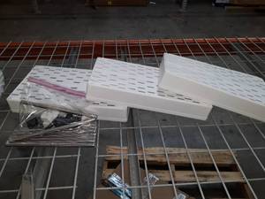 lot 59659 image: bathroom Shelves