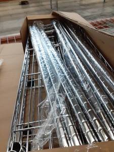 lot 59711 image: 5 self shelving unit
