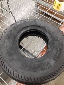 lot 59731 image: Trail Tire