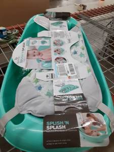 lot 59734 image: Summer Infant Splish n Splash Newborn To Toddler Tub, Blue Parent Assist Tray