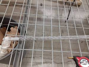 lot 59775 image: clear rod