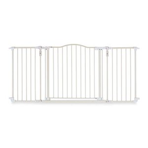 lot 65318 image: North States Deluxe D�cor Baby Gate