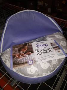 lot 65464 image: Boppy newborn lounger