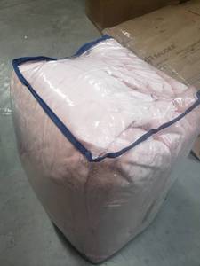 lot 5656 image: Rose Quartz Queen Comforter